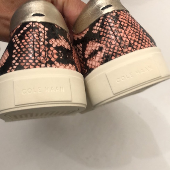 COLE HAAN GRANDPRO SPECTATOR SLIP- ON SNEAKERS  WOMENS SIZE 7.5 - Picture 8 of 15